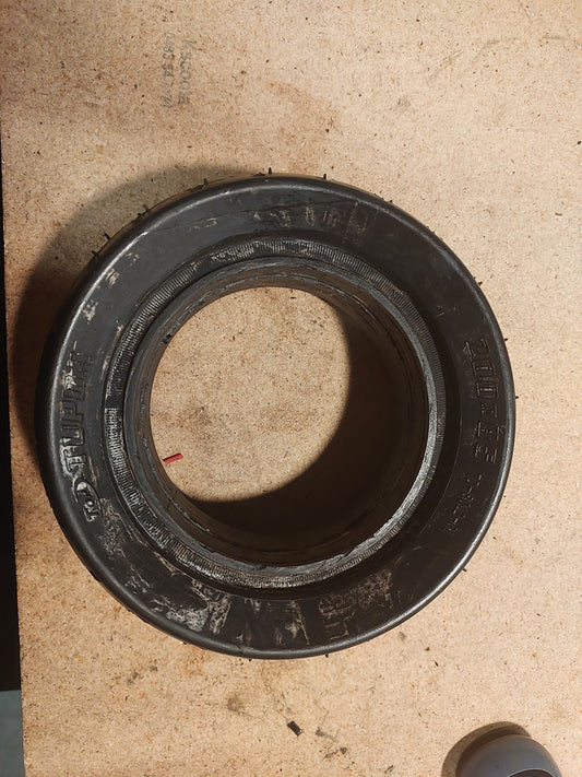 200x85 solid tyre